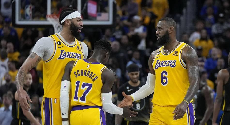 关于詹姆斯官方宣布大比分获胜新规，篮网引发争议！引发球迷热议的信息-开云入口